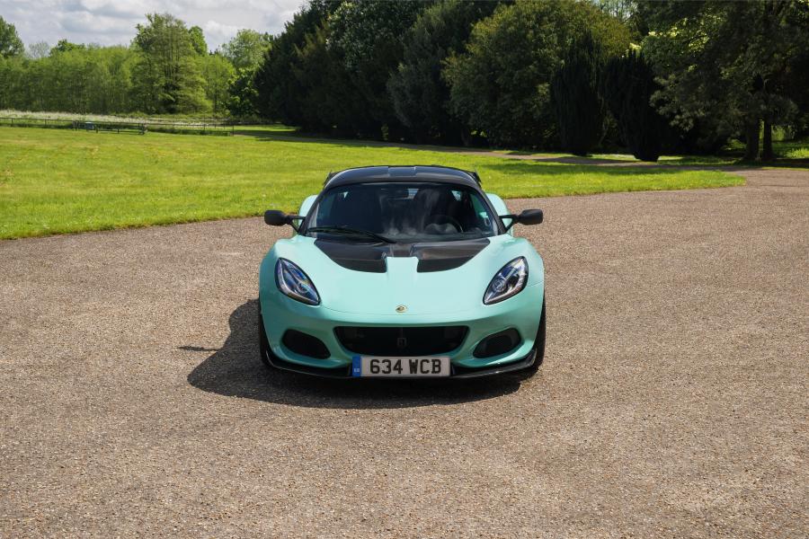  Lotus Elise Cup 250 2017 года  (фото 9 из 16)